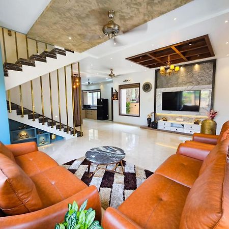 Premium Chalet Лонавала Екстериор снимка