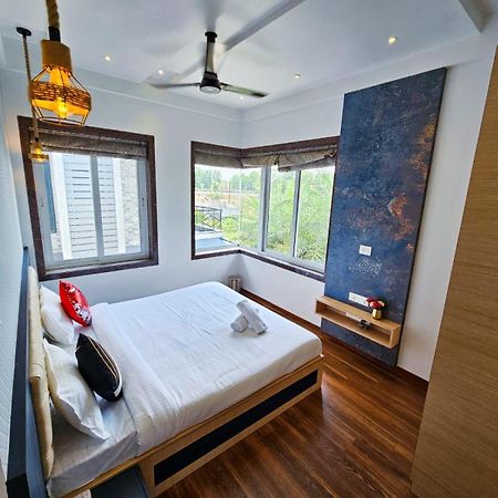 Premium Chalet Лонавала Екстериор снимка